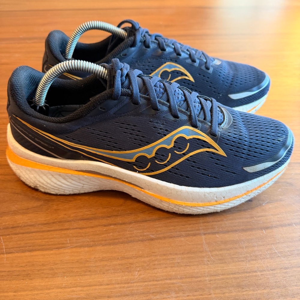 Mens Saucony Endorphin Speed 3
Size 10.5 Running Shoes